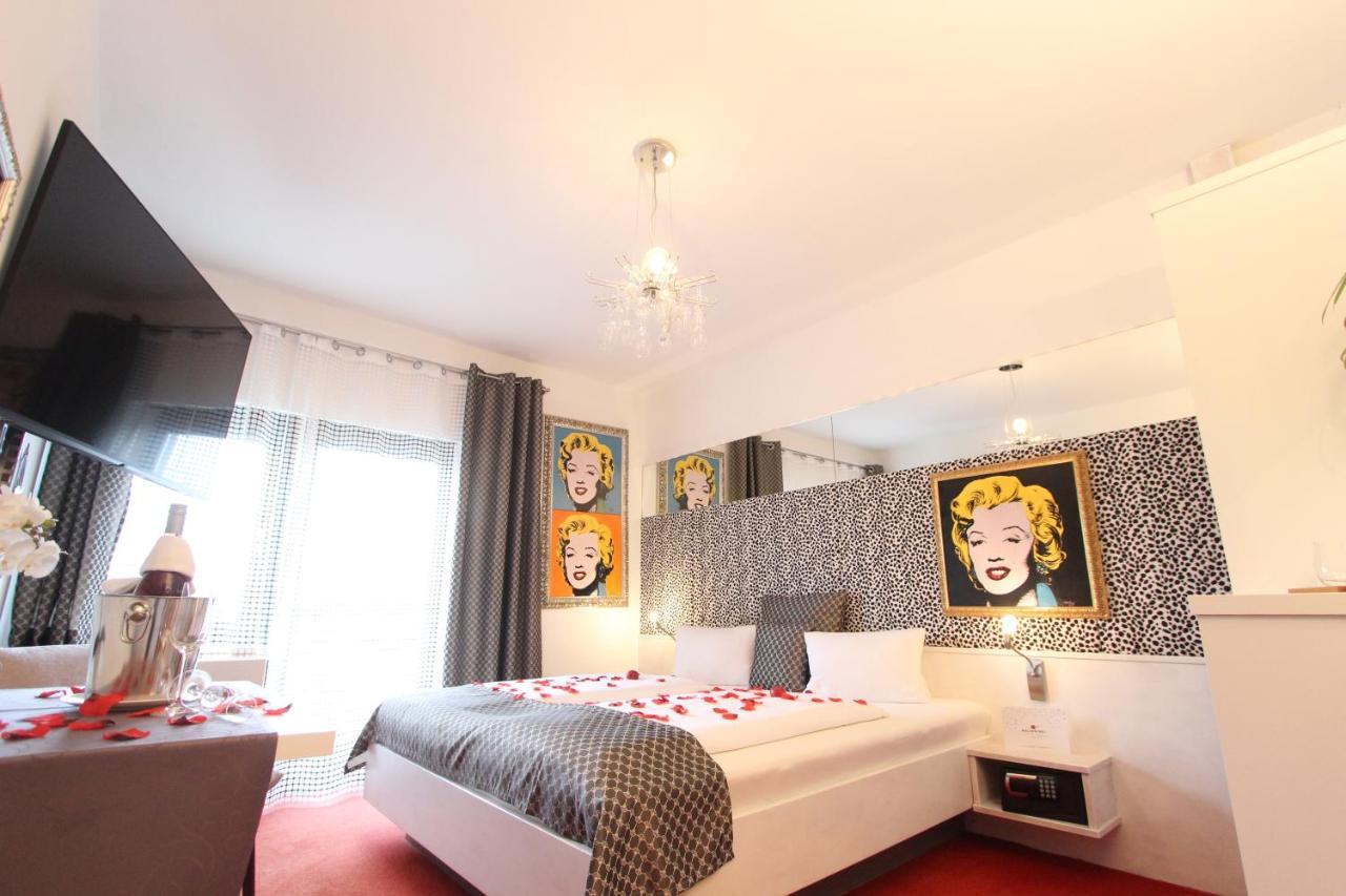 Malerwinkl Restaurant + Kunsthotel Hatzendorf Exteriér fotografie